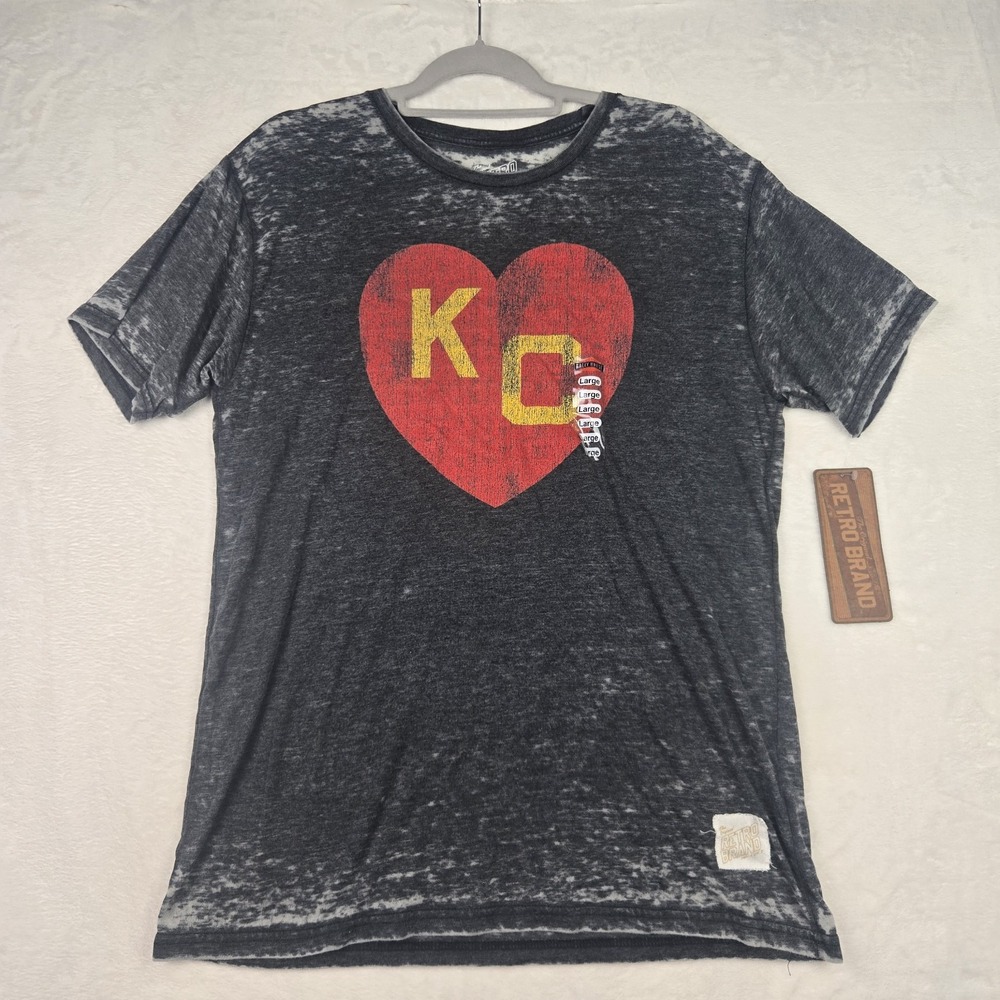 NWT The Original Retro Brand Women's Gray KC Heart T-shirt Size Large Distressed